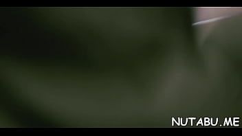 Redare O drăguță uimitoare se joacă cu noul ei penis fals