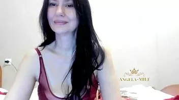 play Dark haired milf in lace stockings and burgundy sexy panties dances and arouses young dicks / angela-milf
