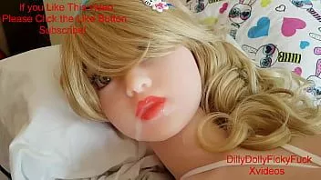 Abspielen Meine Stieftöchter spritzen in den Mund und in die Muschi der Sexpuppe HD Ginori