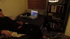 Reproduzir Masturbação com pau grande do cara para terapia sexual