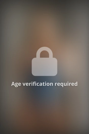 Actrita Cameron Canela