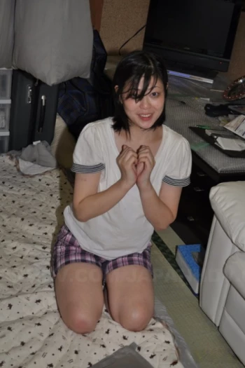 Порнозвезда Rika Shibuki